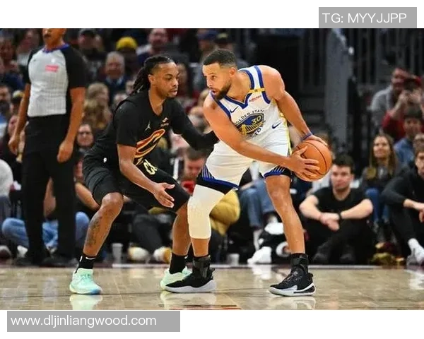 骑士勇士总决赛第二场激战回顾精彩瞬间与关键时刻分析